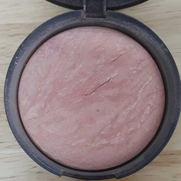 laura geller ethereal rose blush